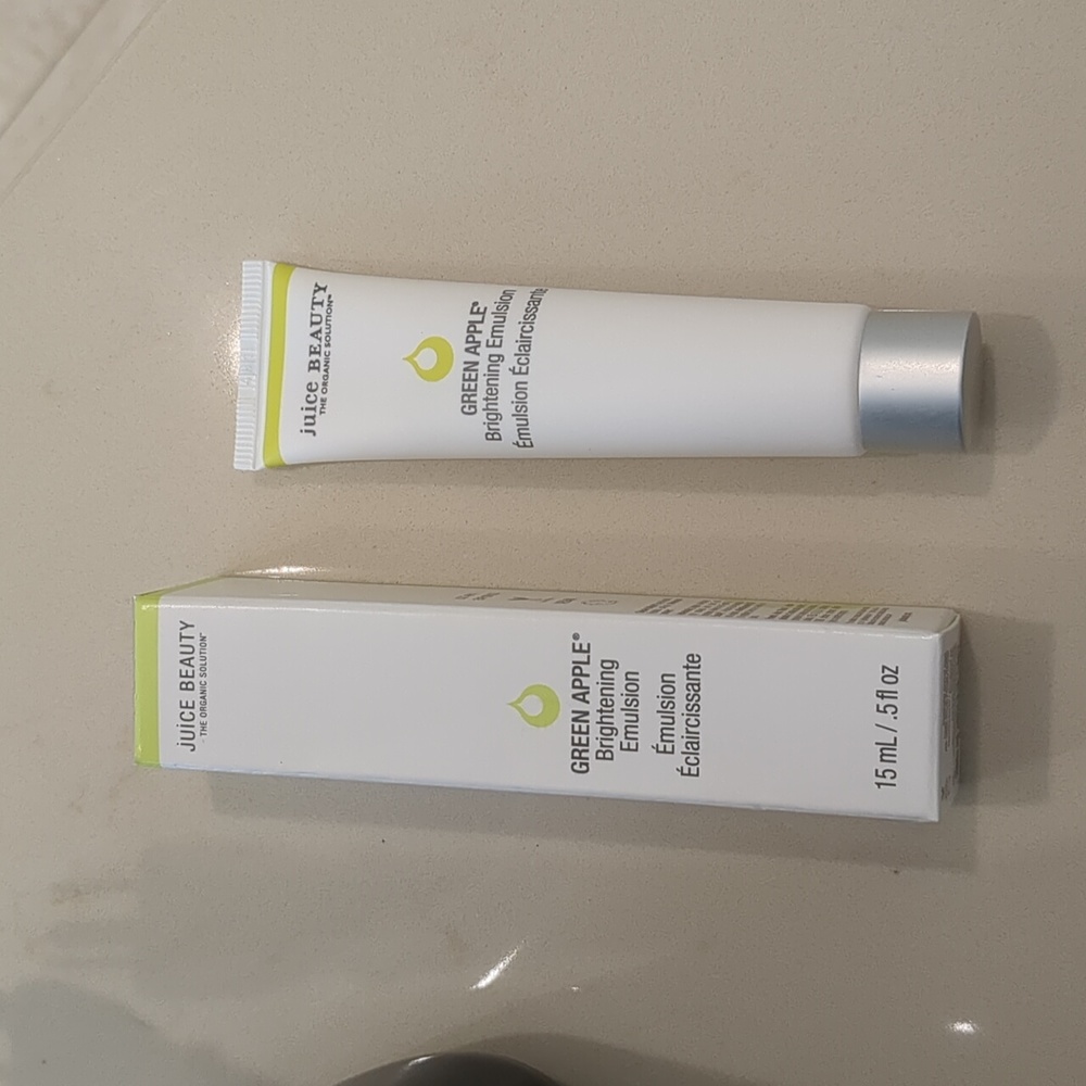 Juice Beauty Green Apple Brightening Emulsion 15mL